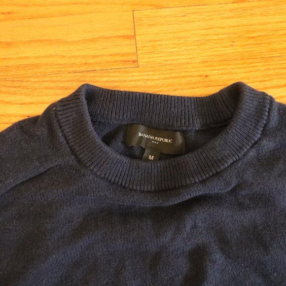 Banana Republic Womens Navy Sweater Size M - Picture 2 of 2